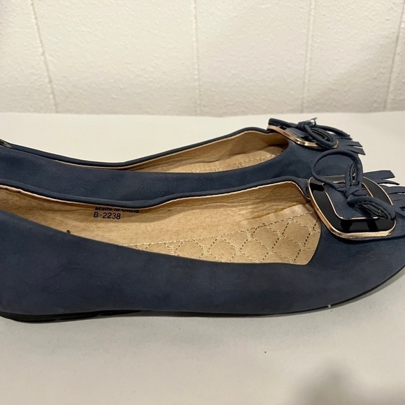 3/$25🎈Victoria K bow ballet flats - Picture 8 of 10